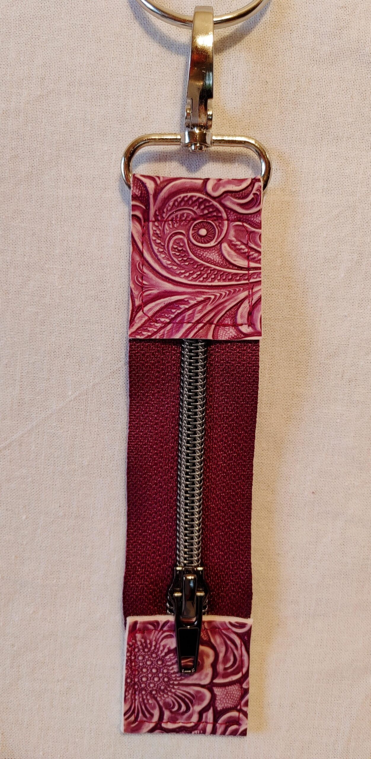 Hundekotbeutelhalter Sitka, lila brombeer Gr. 1