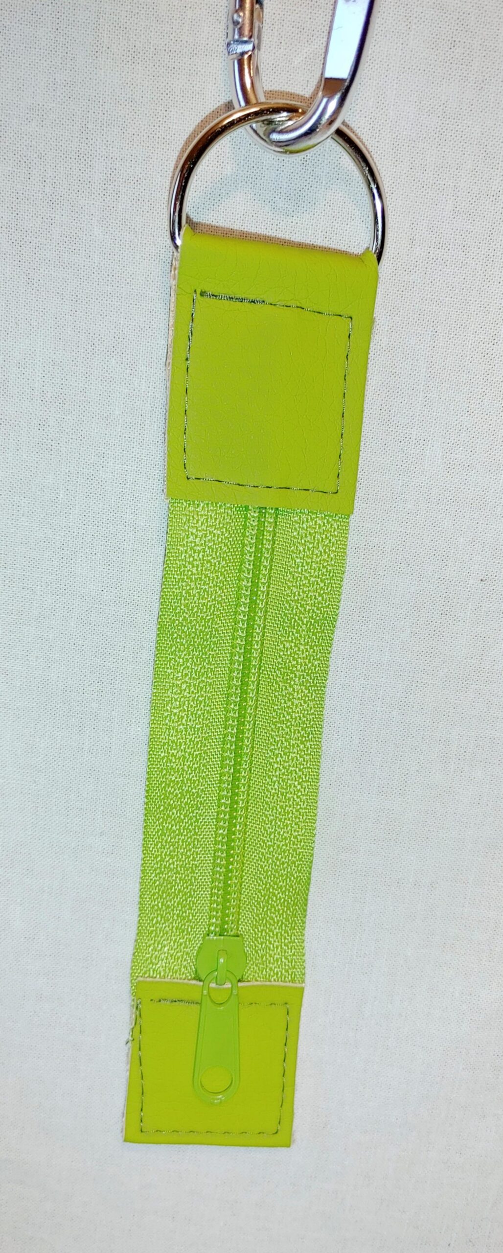 Hundekotbeutelhalter Sitka, apfelgrün Gr. 2